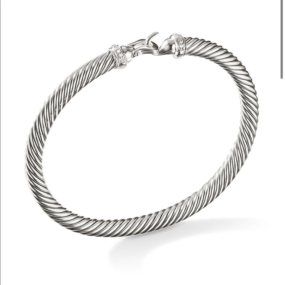 NWOT Cable Buckle Bracelet with Diamonds/5mm